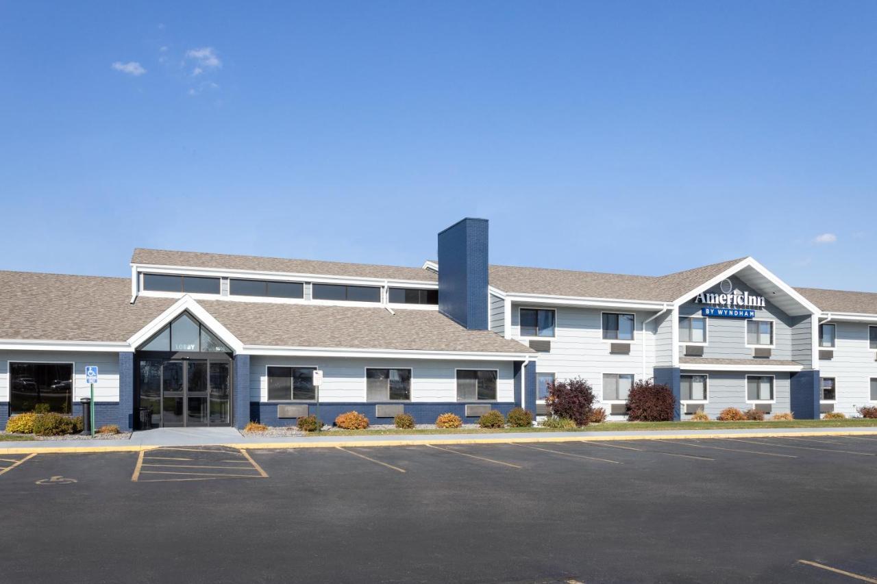 Americinn By Wyndham Plover Stevens Point Exterior photo